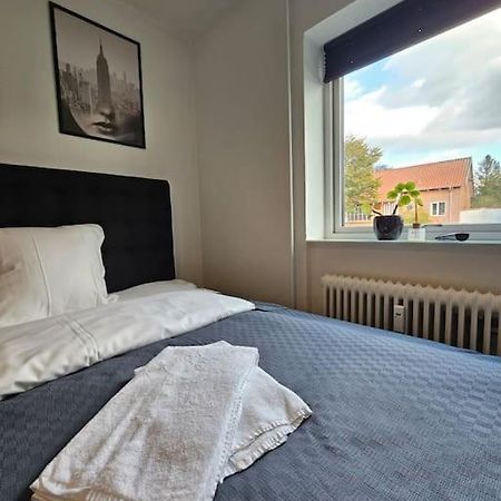 Lejlighed Med Altan Og Gratis Parkering Aalborg Bagian luar foto